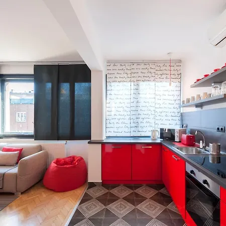New Design By Gozsdu Court Appartement *