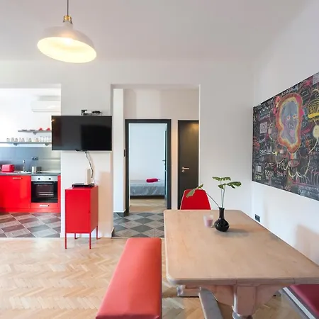 Apartment New Design By Gozsdu Court *