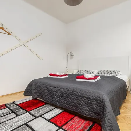 New Design By Gozsdu Court * Budapest